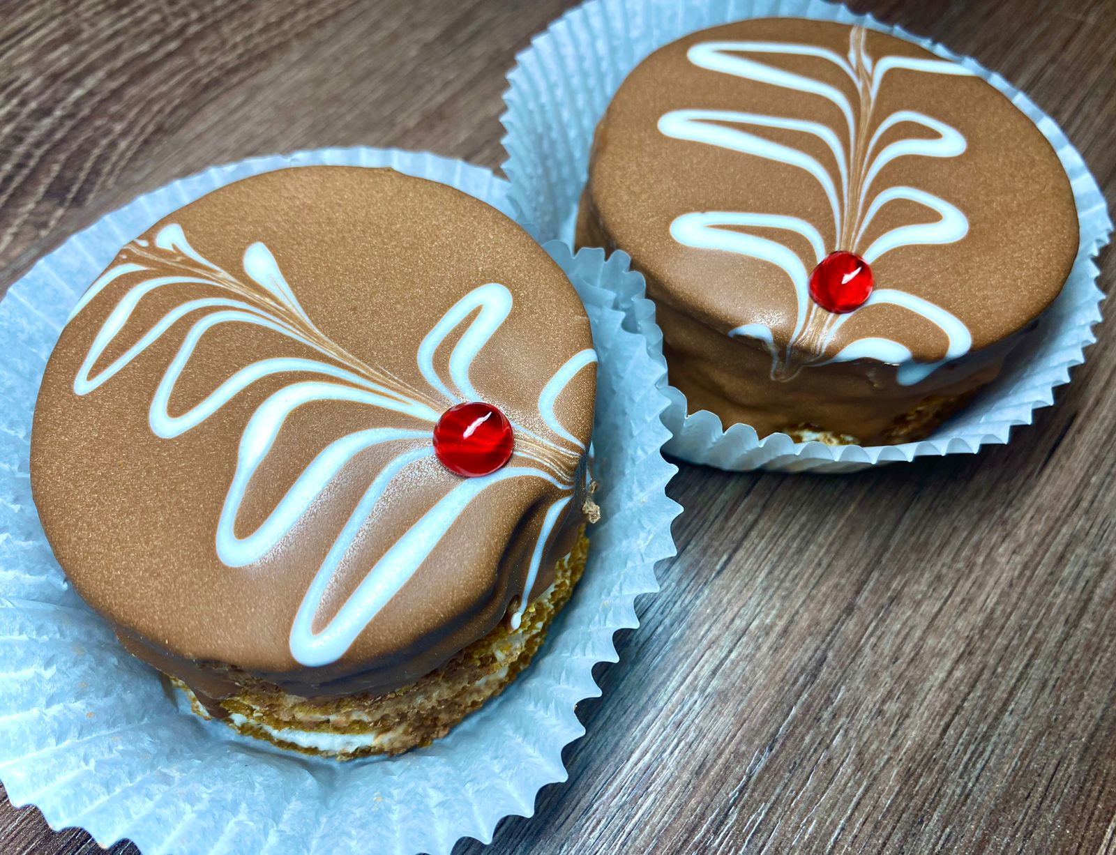 199 Восточные сладости "Деффо" (Купеческое) пирожное в темн.глаз.  г. Армавир ТМ Настя (2кг)