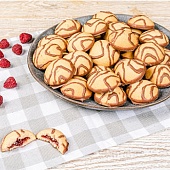 Акция Печенье сдоб. "Лукошко" малина шок.глаз. г. Москва ООО "КФ Баттерфляй" (2кг)