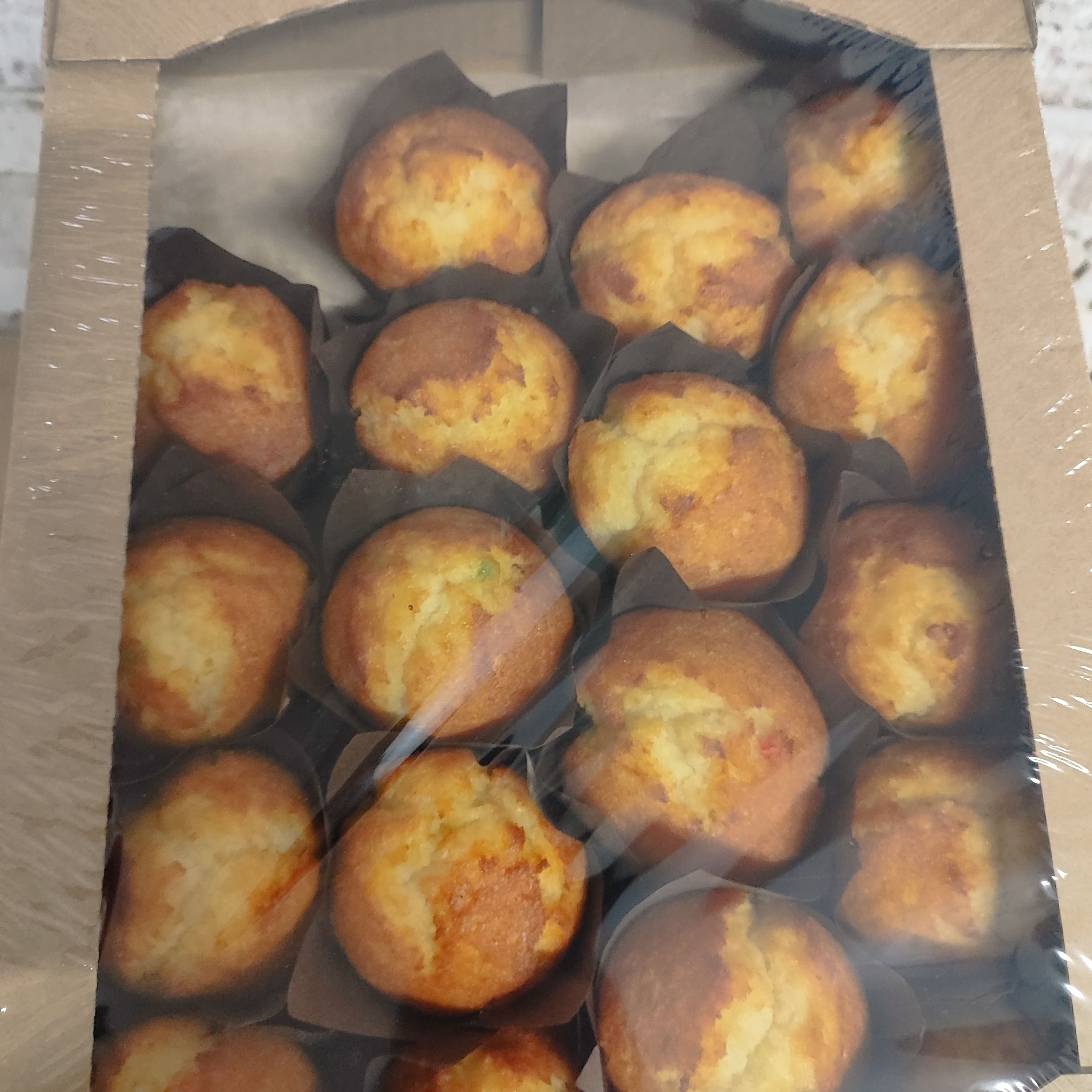 Кекс "Маффин"  (тел) г.Пермь ИП Жуланов (1,8кг)