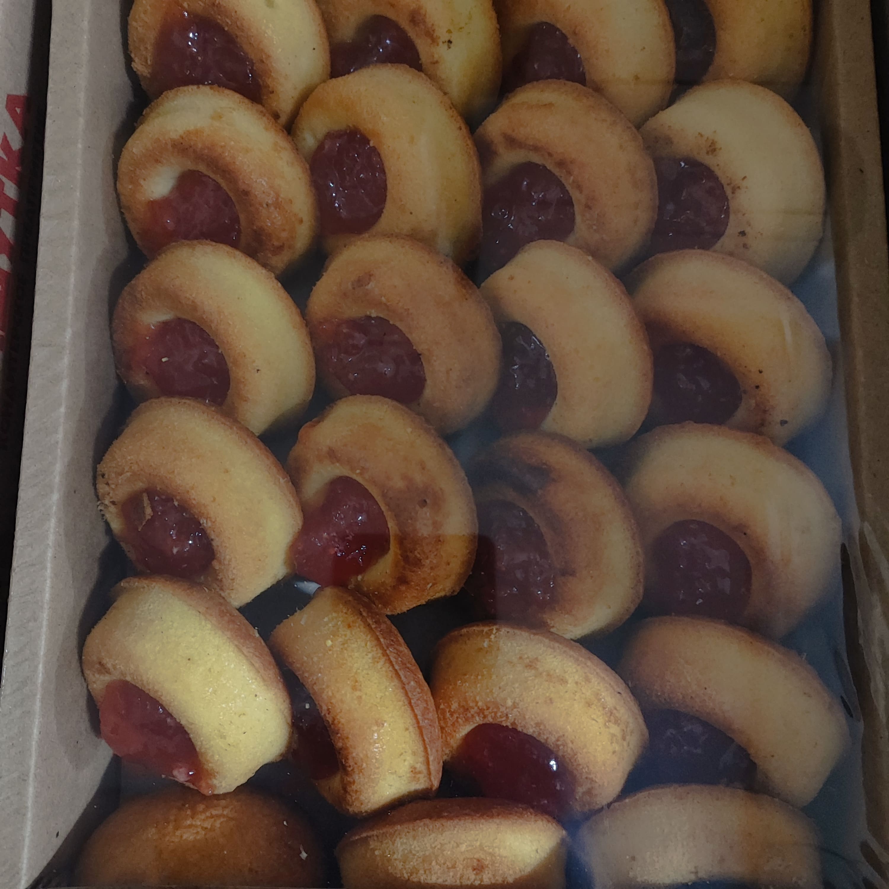 Кекс "Манник с клубникой" г.Челябинск ИП Зарубин А.В. (1,2кг)